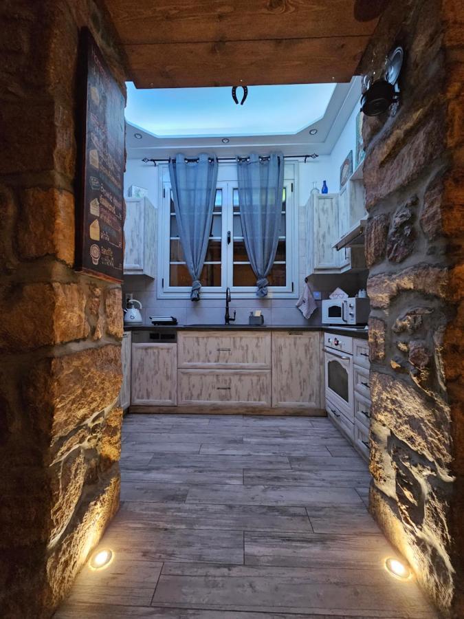 Athens Timeless Escape Apartment Bagian luar foto