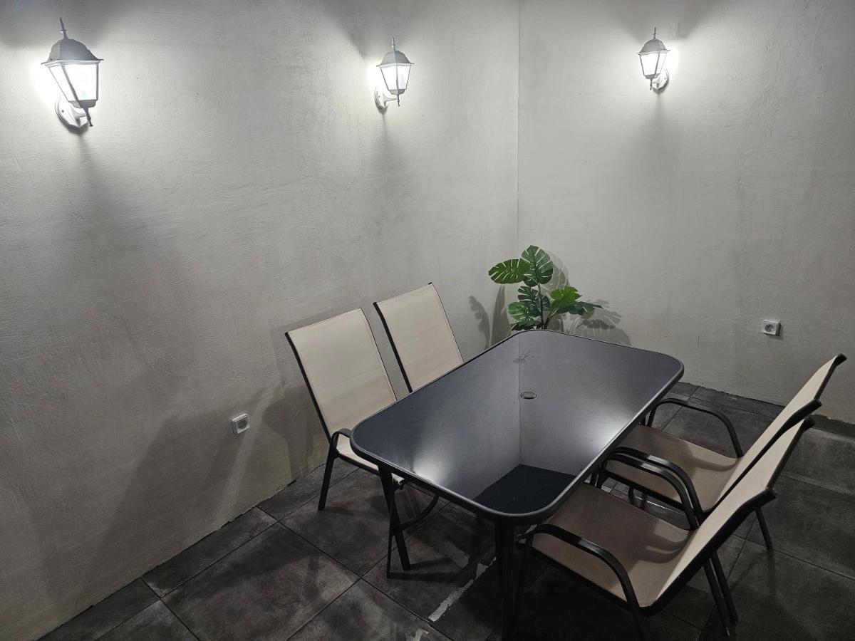 Athens Timeless Escape Apartment Bagian luar foto